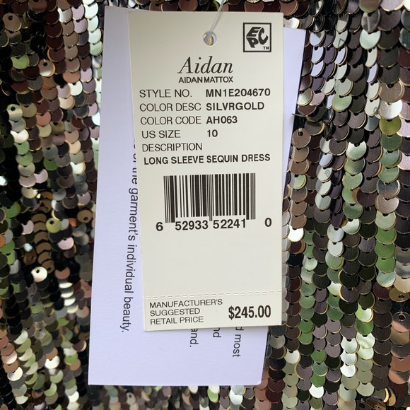 AIDAN MATTOX Sequin V-Neck Long Sleeve | 10 - Picture 11 of 16